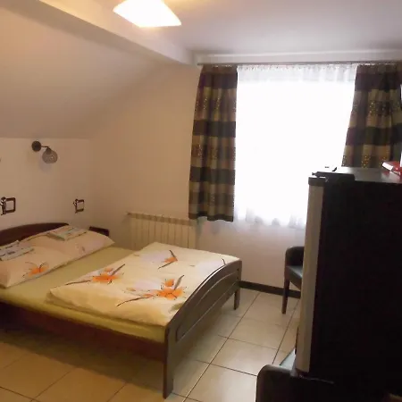 Gosciniec Nad Jarem Bed & Breakfast Gołdap