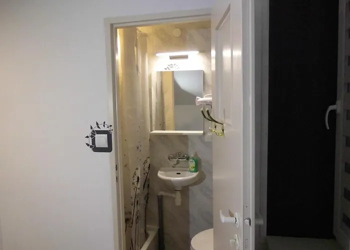 Gosciniec Nad Jarem 3*