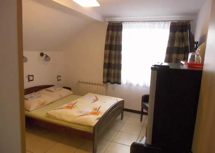 Gosciniec Nad Jarem Отель типа 